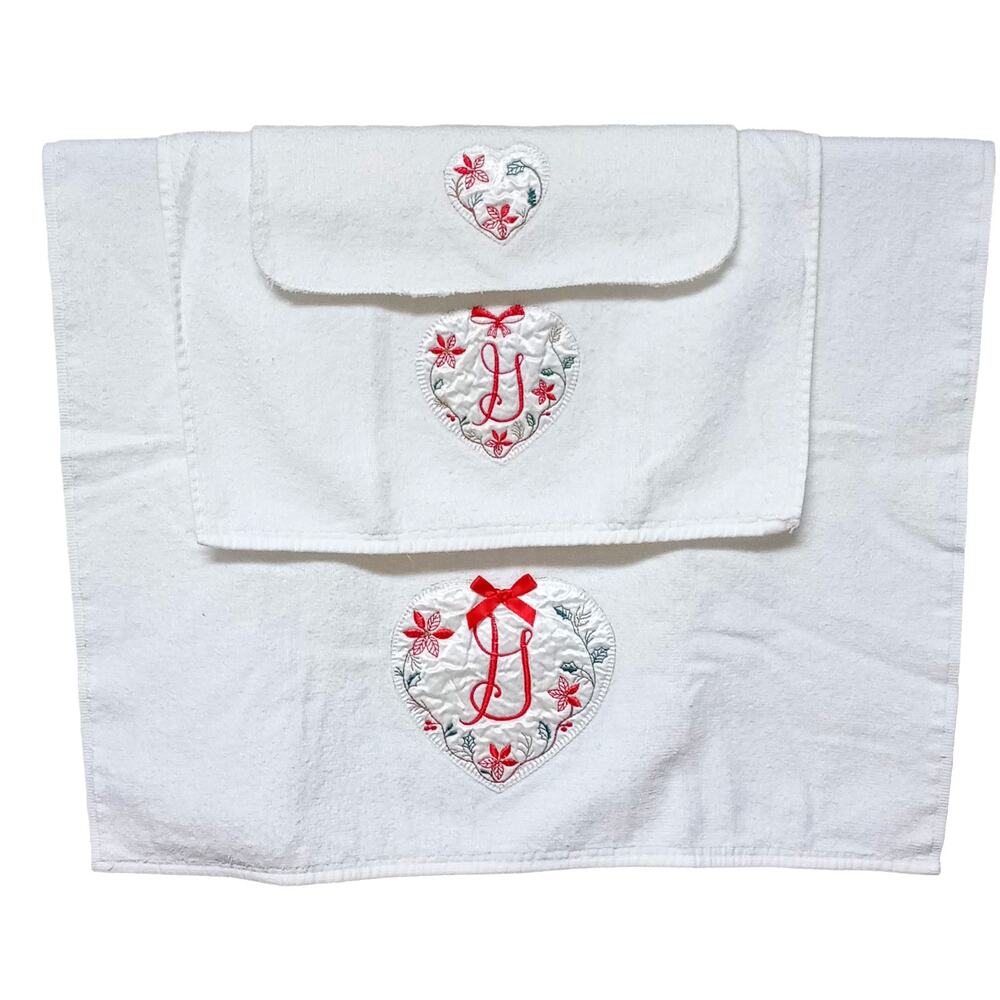 🎄Vintage Christmas Towel Set Monogram G Heart 💖 Holiday Bath Distressed